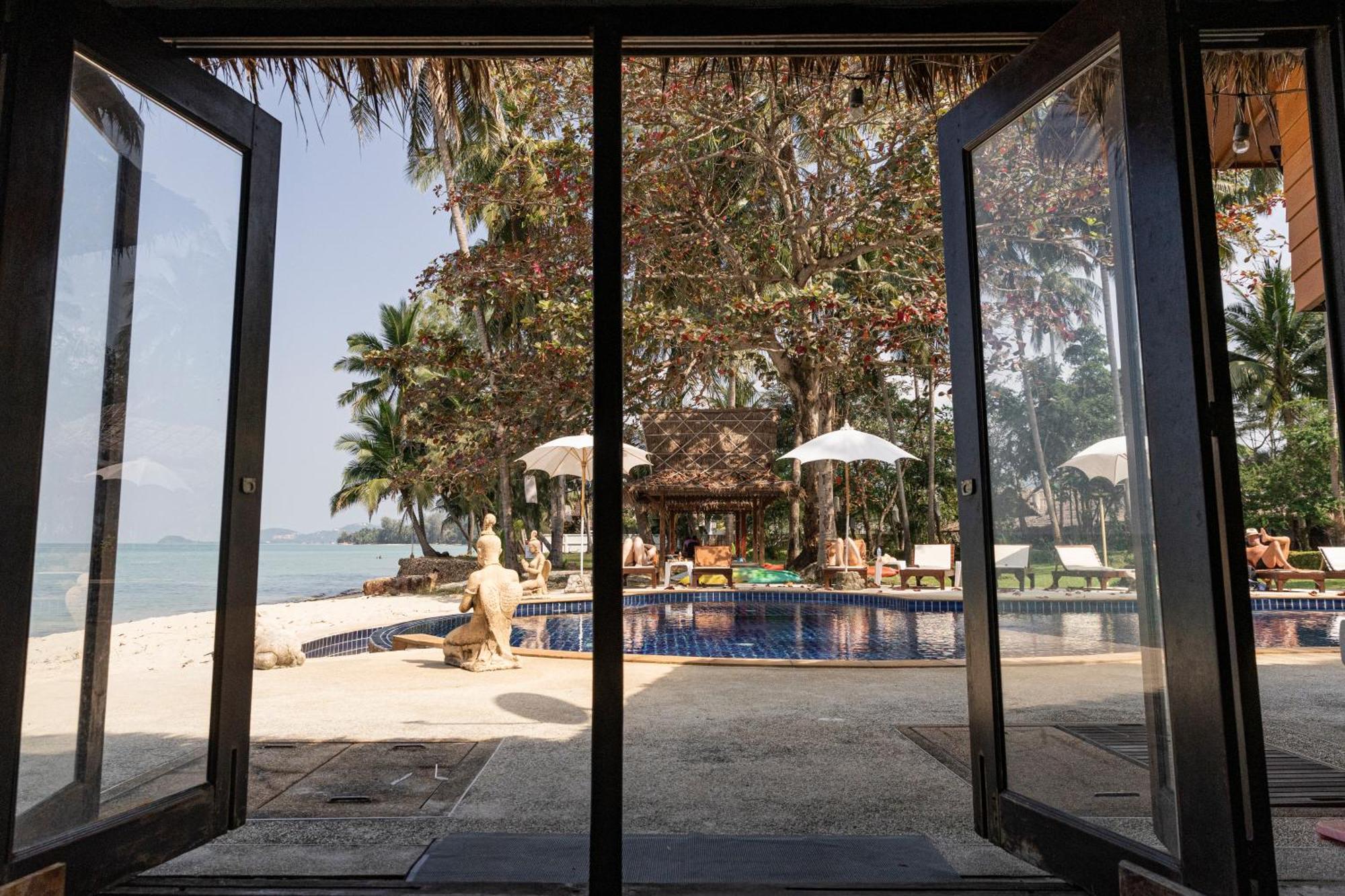 Lipa Lodge Beach Resort Lipanoj Kültér fotó