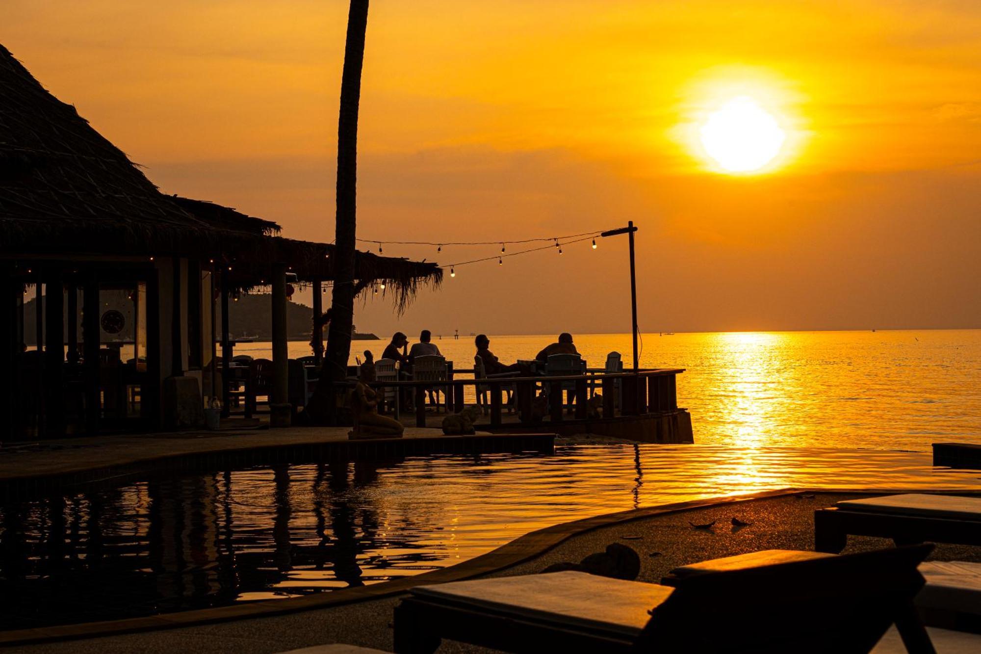 Lipa Lodge Beach Resort Lipanoj Kültér fotó