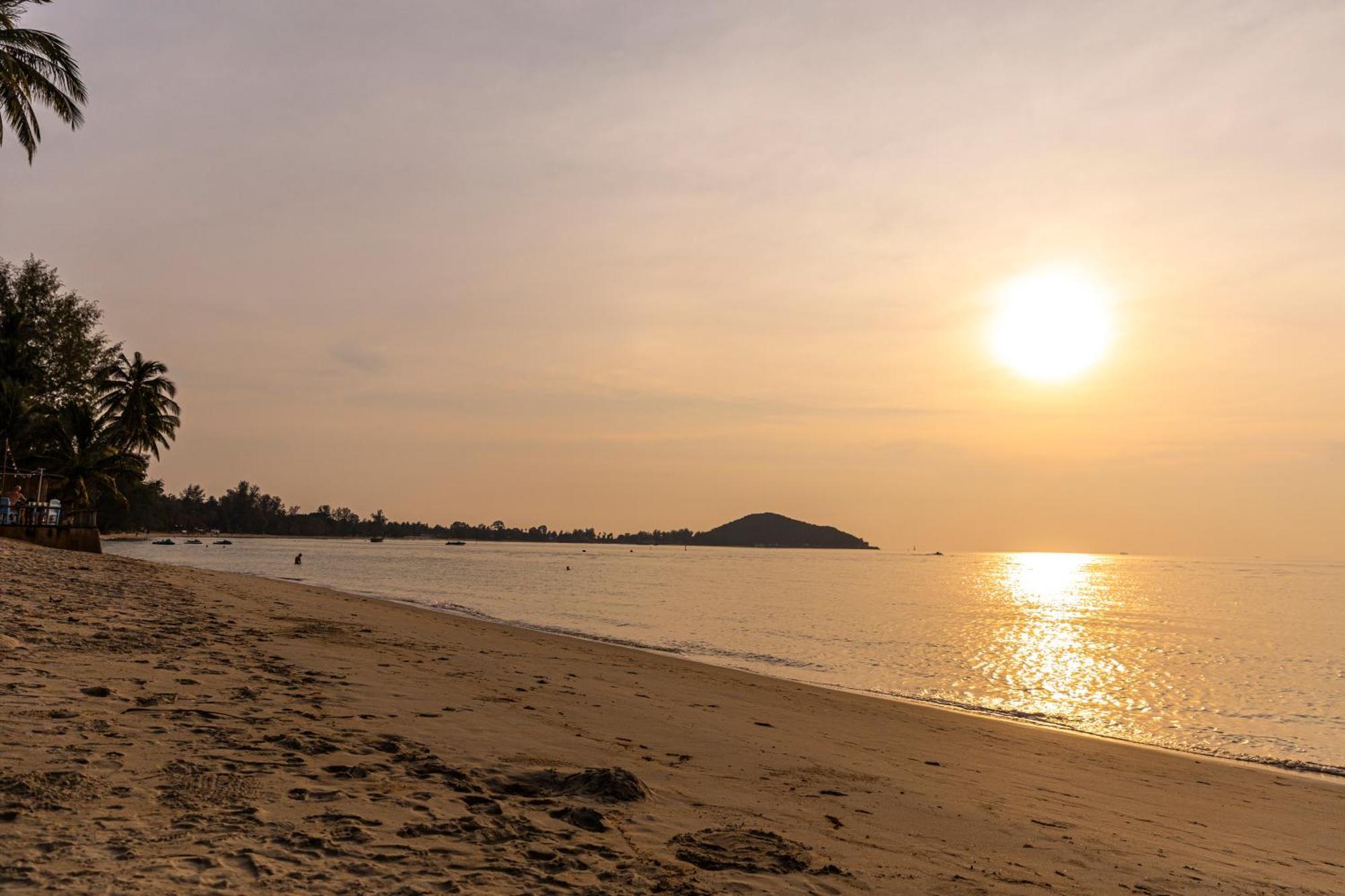 Lipa Lodge Beach Resort Lipanoj Kültér fotó