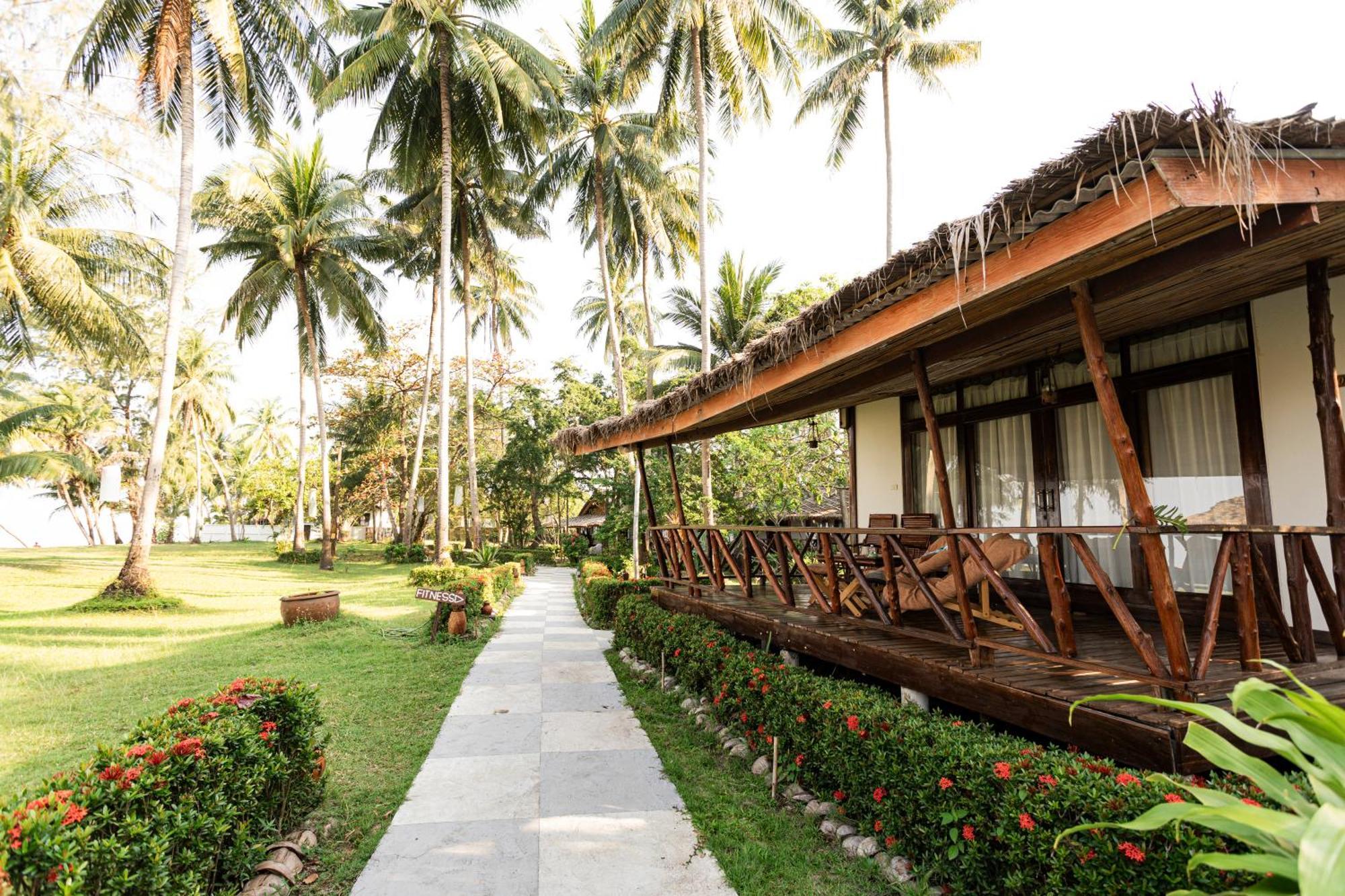 Lipa Lodge Beach Resort Lipanoj Kültér fotó