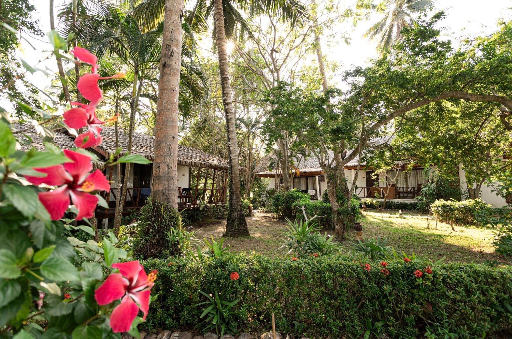 Lipa Lodge Beach Resort Lipanoj Kültér fotó