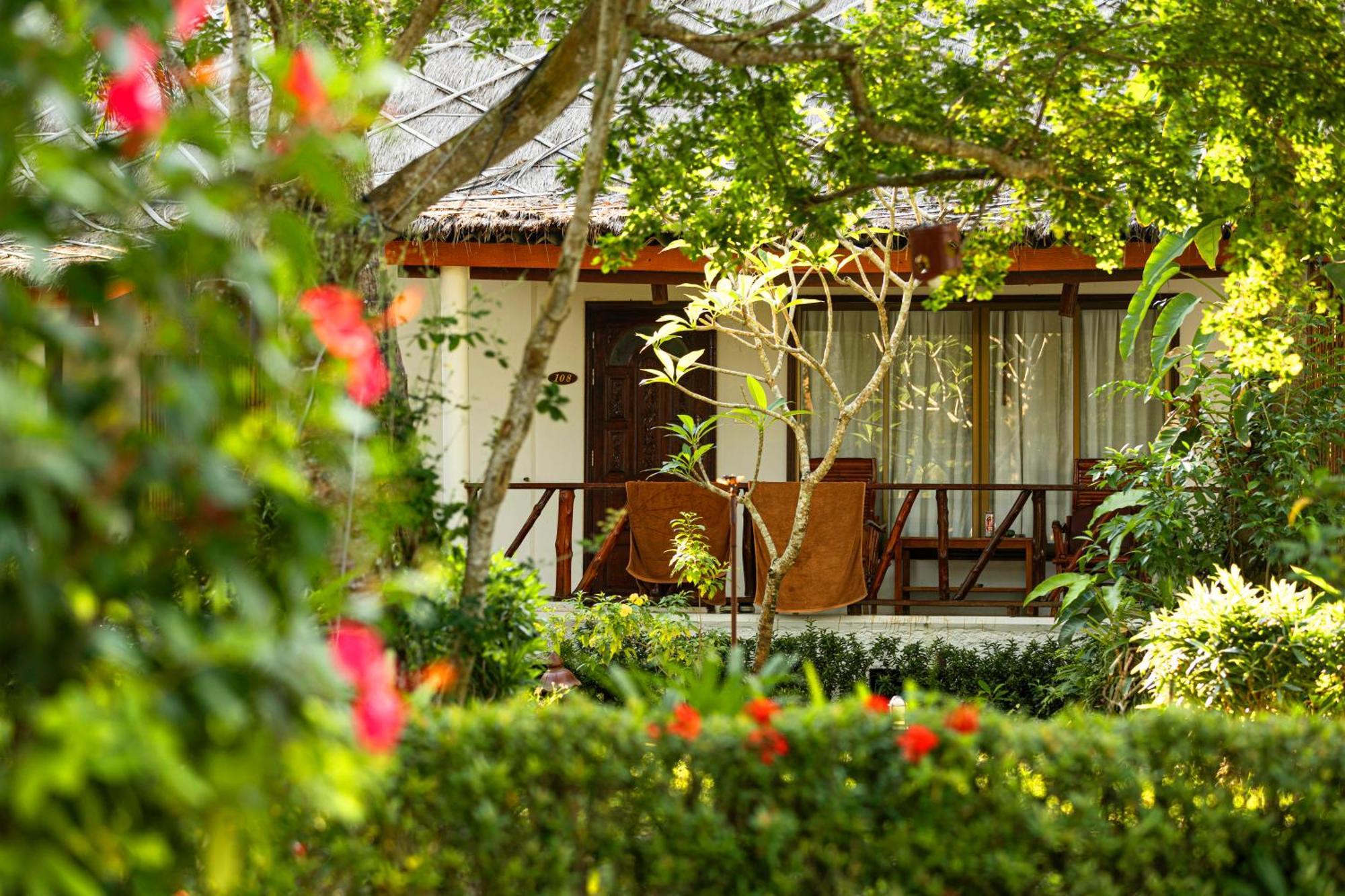 Lipa Lodge Beach Resort Lipanoj Kültér fotó